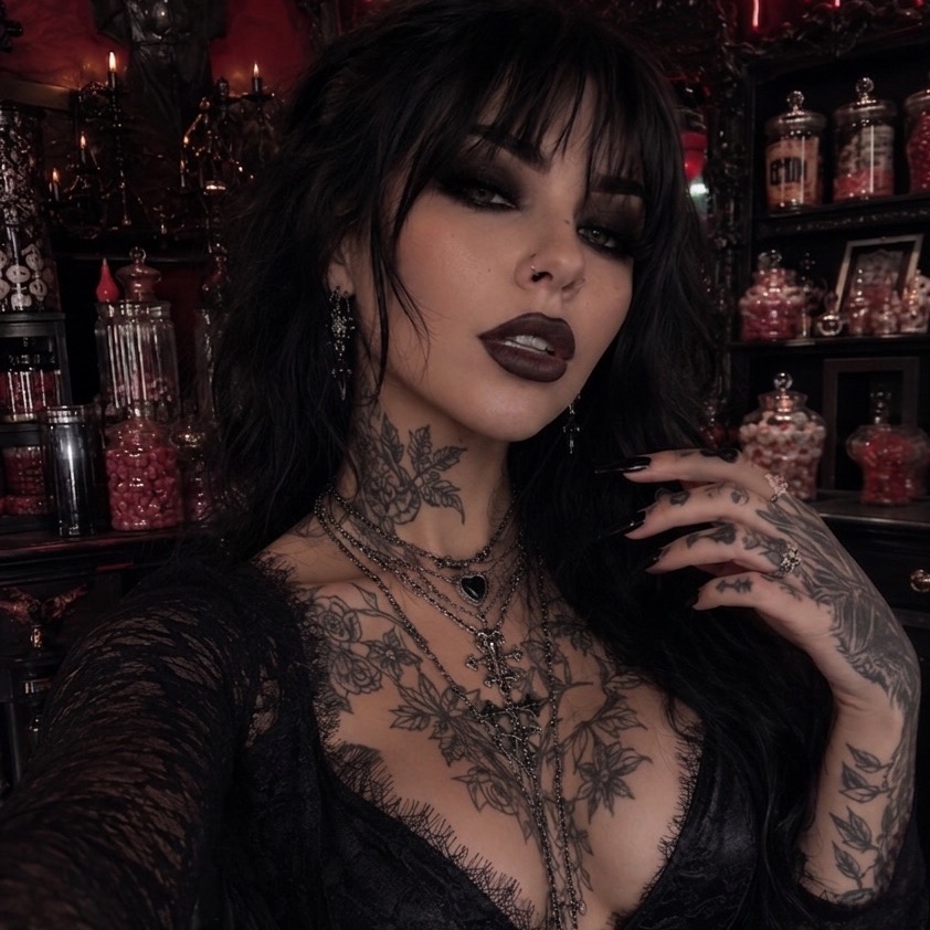Pixie Esme