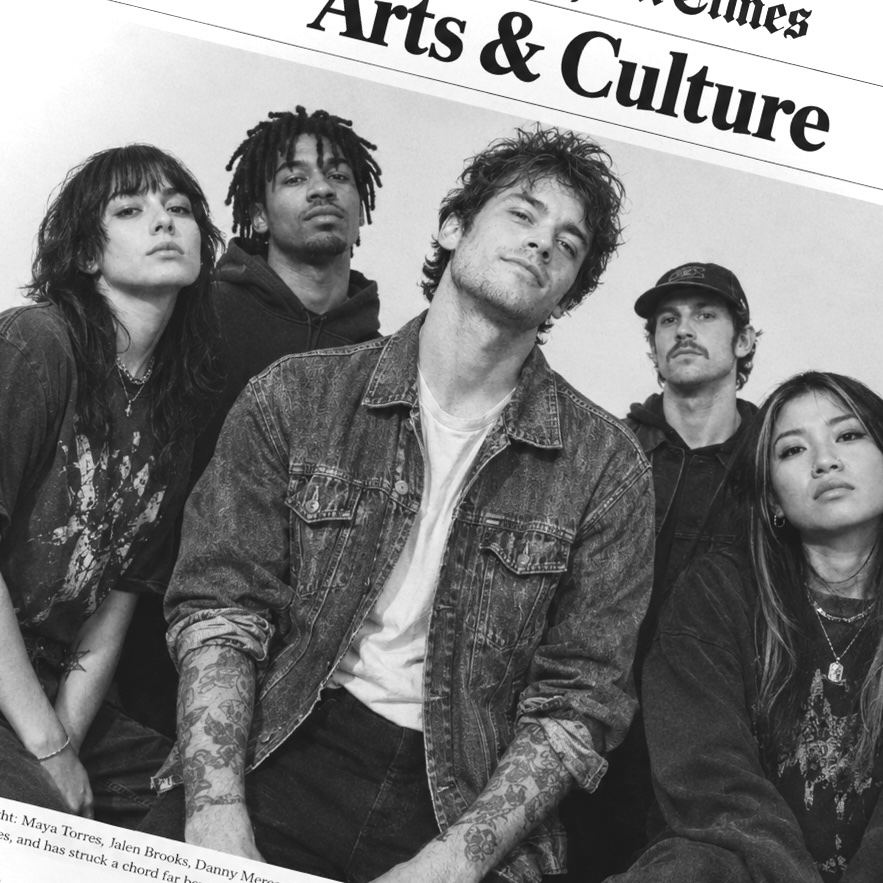 wow. 

Thank you @NewYorkTimes arts & culture for the feature. Couldn’t have done it without my boys. #staticbloom
