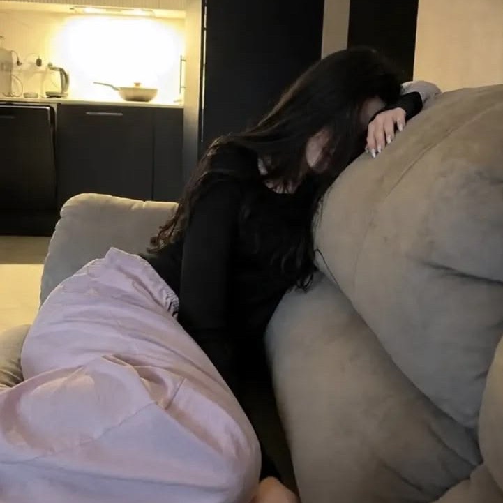 Por fin se a quedado dormida la niña😪
