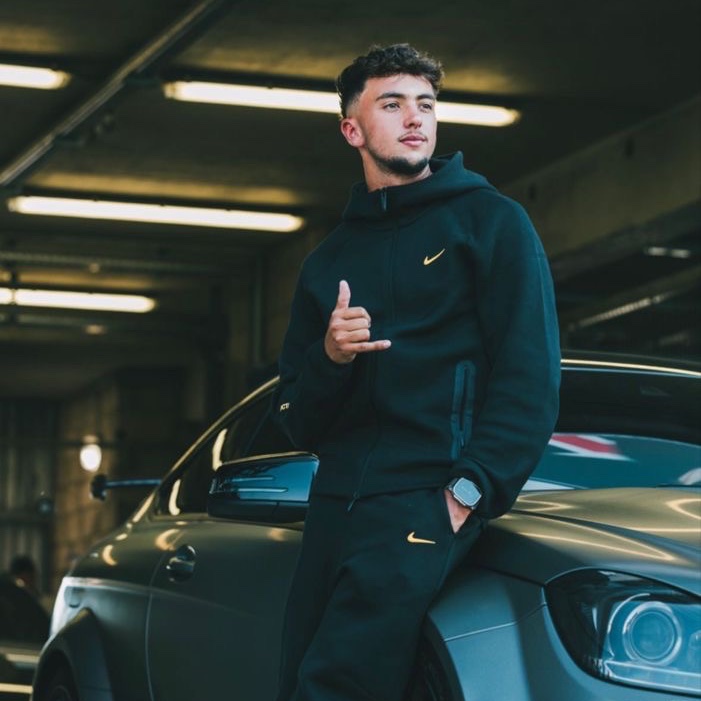 on est là pour le style, pas pour la vitesse (enfin, un peu quand même) 😉