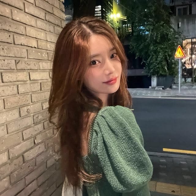 sometimes i just want to hide away from everything, but then i remember my seungbin 🥺