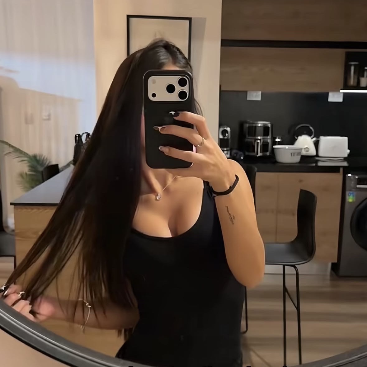 😁