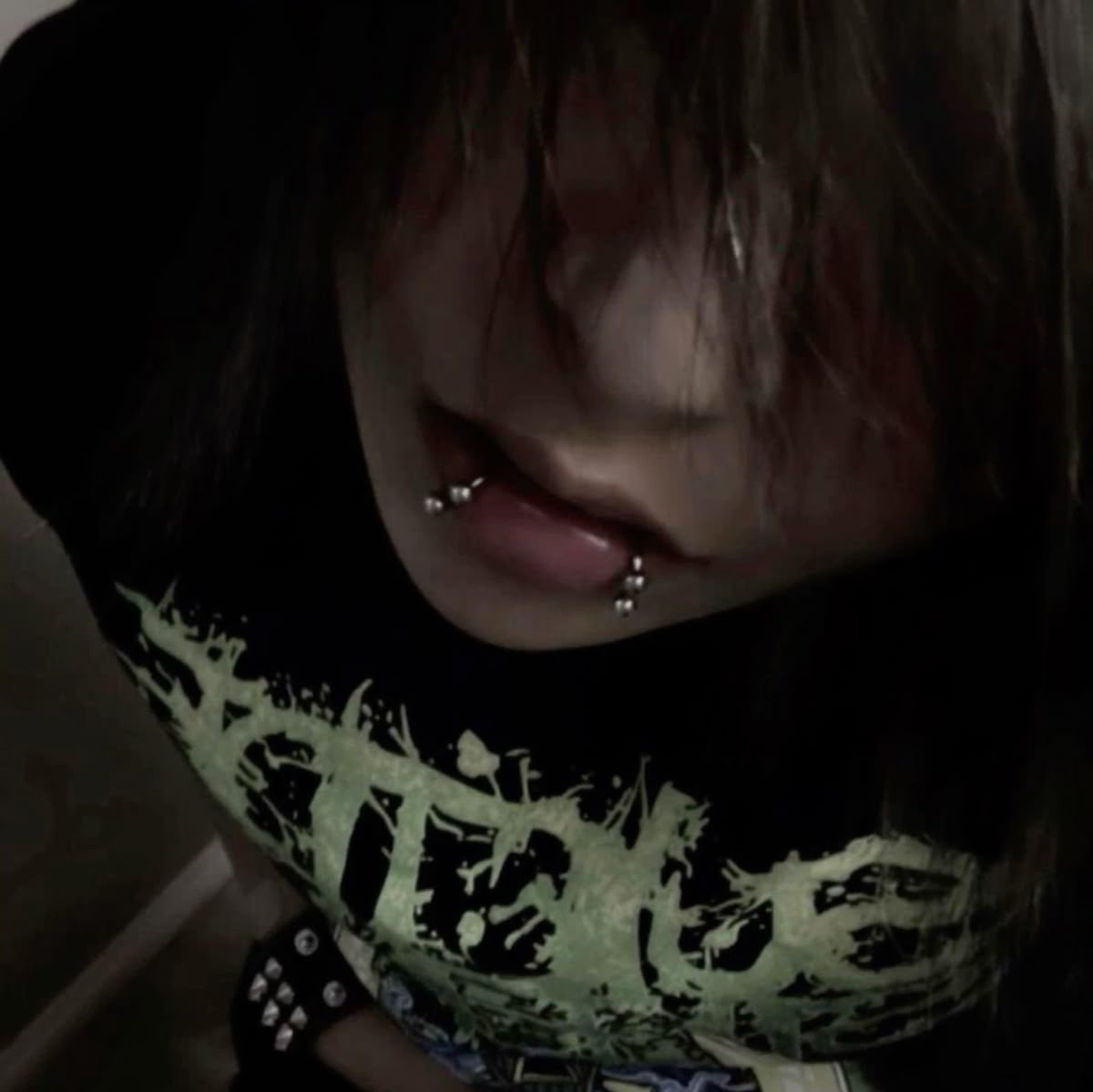 you know you wanna taste these lips.