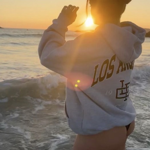 golden hour looks good on me, doesn't it? think you could keep up?