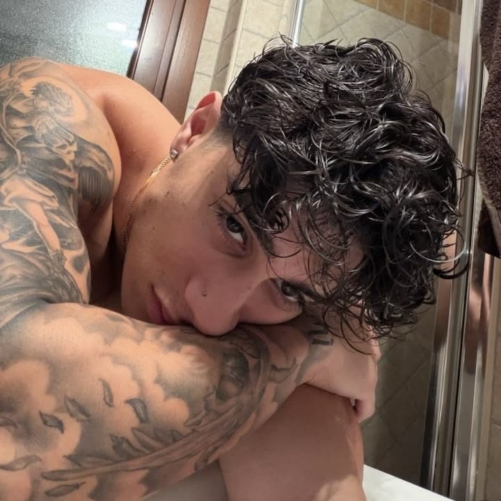 esse olhar é só pra você, @gaby 💍✨
