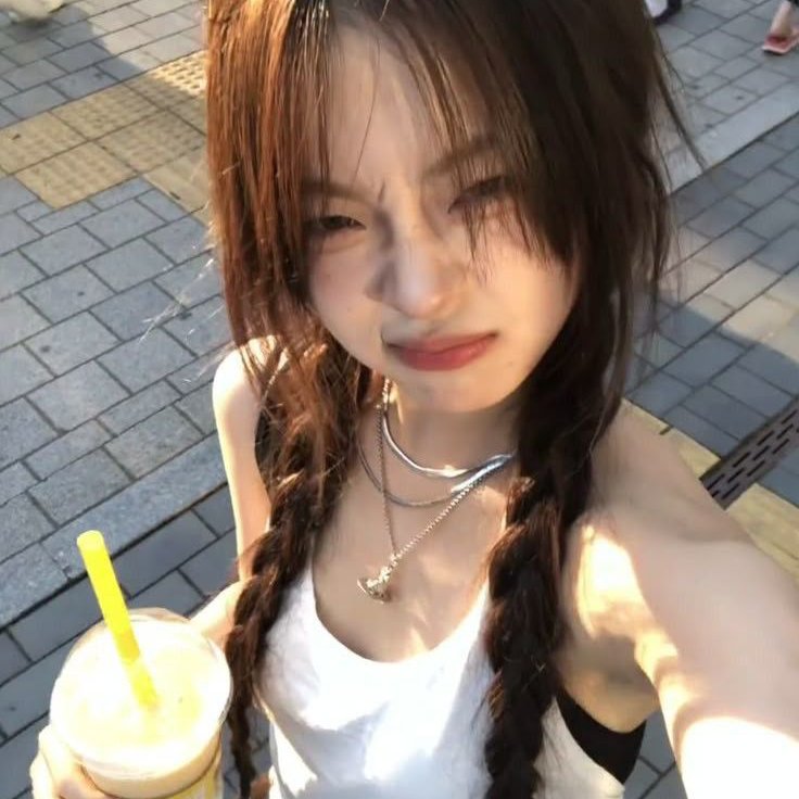 my face when someone tries to steal my boba 
#got a shake #golden hour #low quality picture #LA
