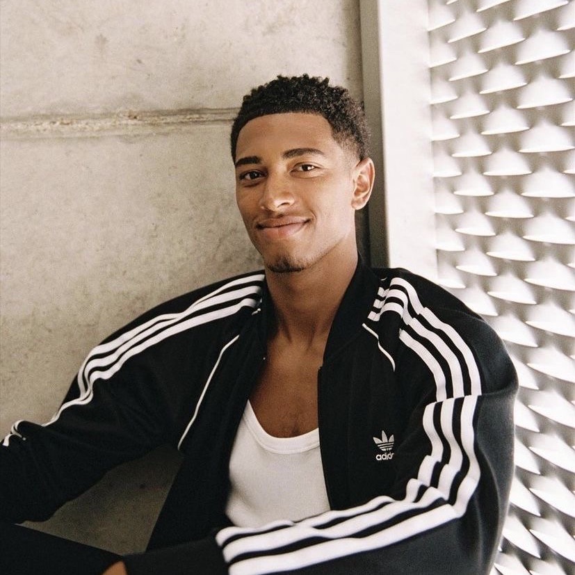 feeling good, like i'm about to drop a banger on the pitch or a joke with the lads